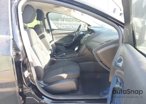 2016 Ford Focus Se z USA, uszkodzony, nr VIN 1FADP3F20GL370015